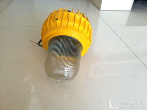 BFC8140內(nèi)場(chǎng)防爆燈 安全照明解決方案詳解