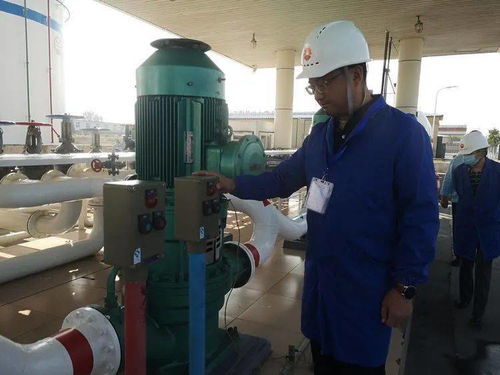 局領導深入一線督查重大危險源企業(yè)消防設備